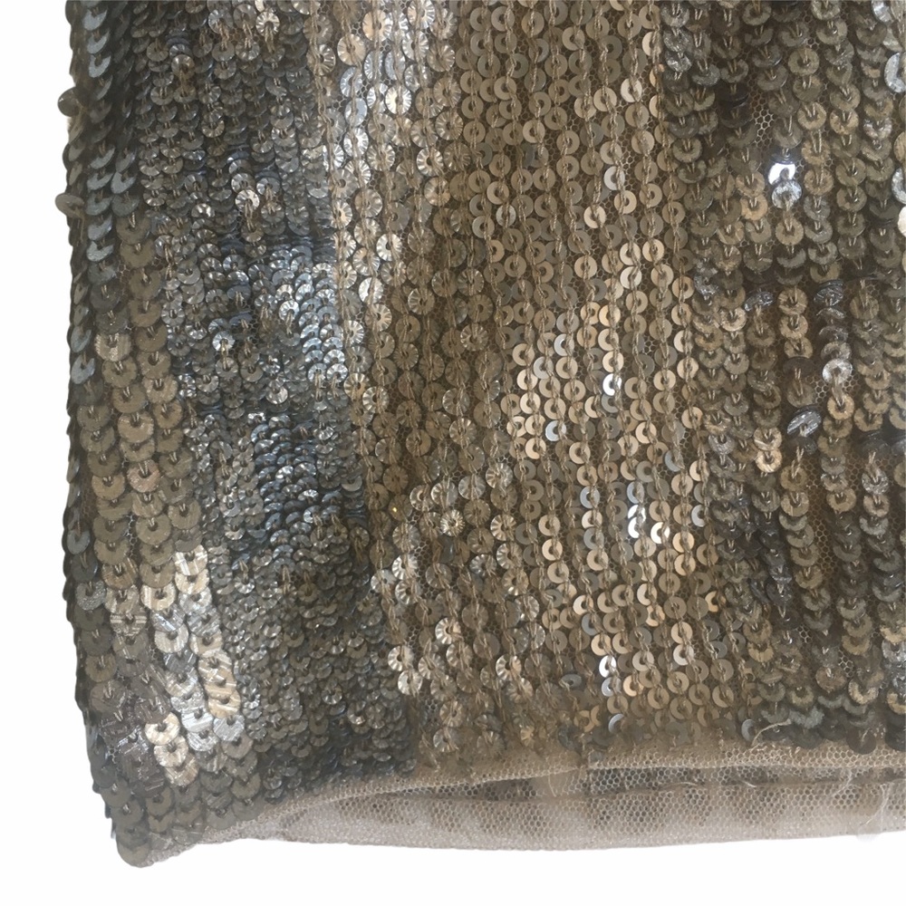 new Parker ❤︎ Sequin Sleeveless Evening Top ❤︎ Sheer Yoke Tank ❤︎ Silver Large - Picture 9 of 12